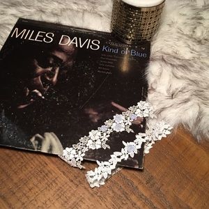 Something blue bridal garters